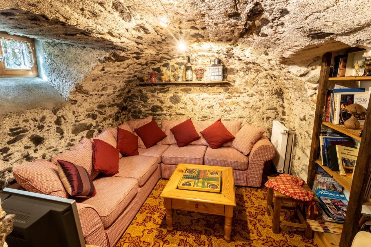 Chalet Pele - Alpes Travel - Central Chamonix - Sleeps 11 Extérieur photo