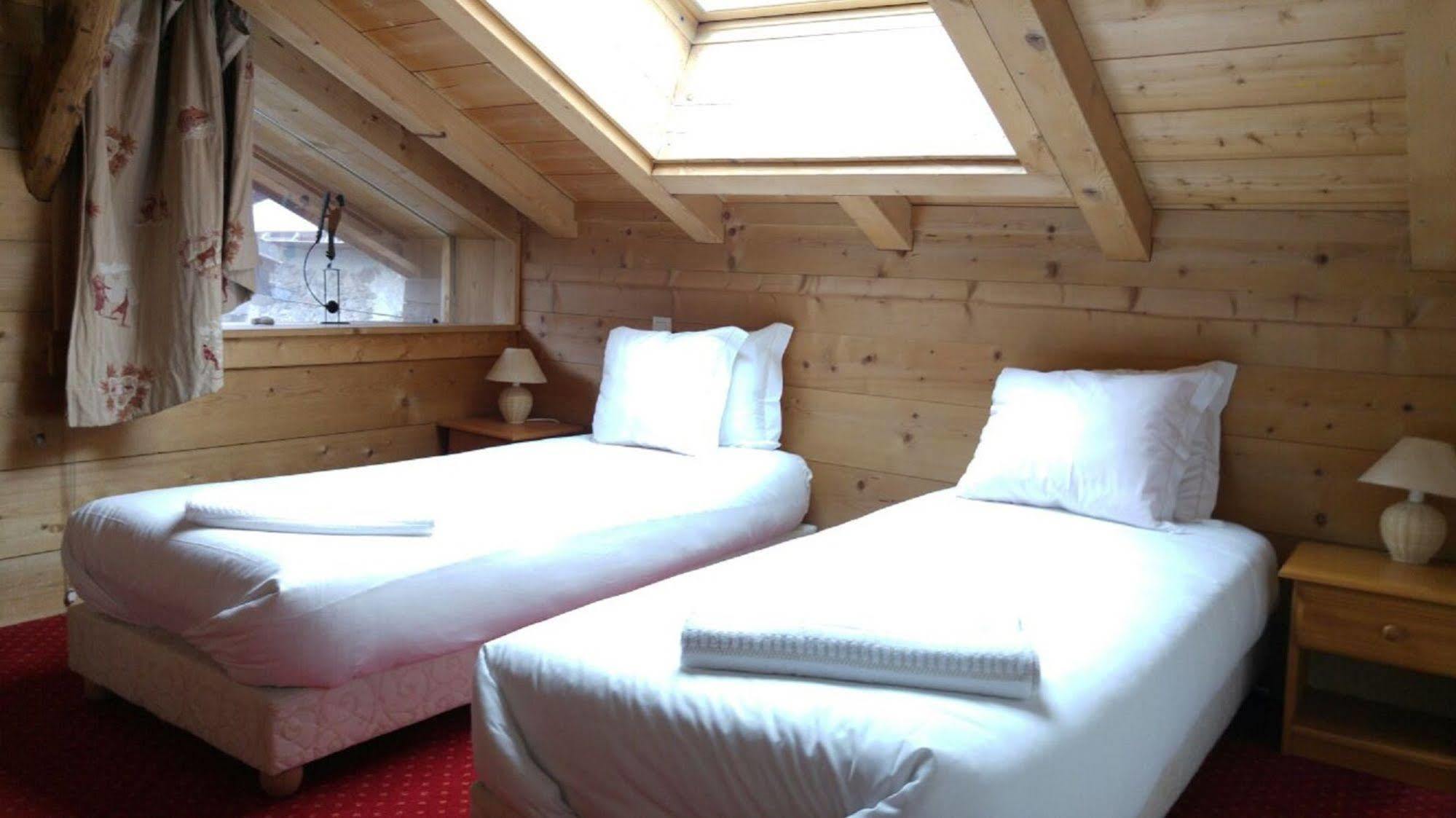 Chalet Pele - Alpes Travel - Central Chamonix - Sleeps 11 Extérieur photo